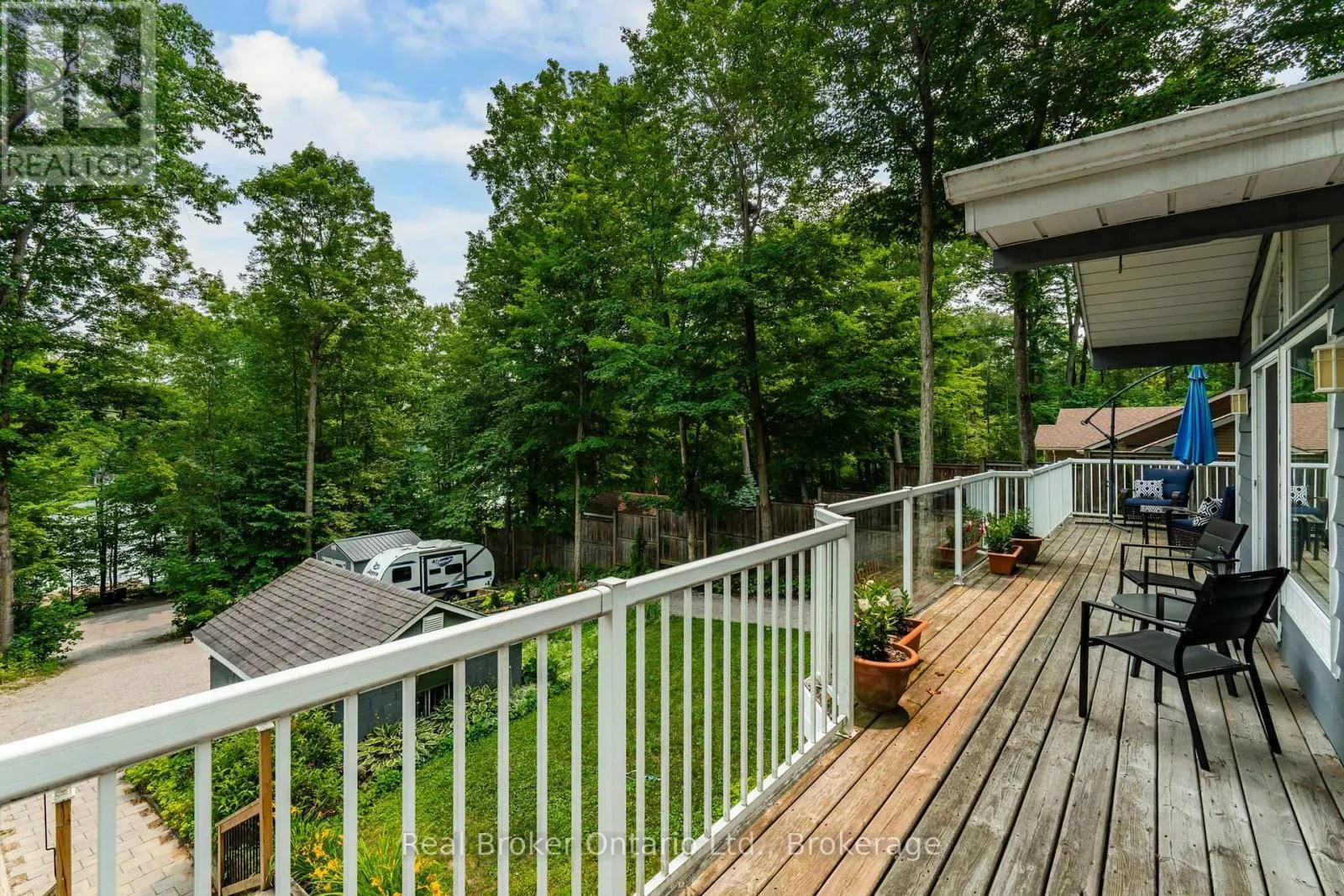 120 FARLAIN LAKE ROAD W