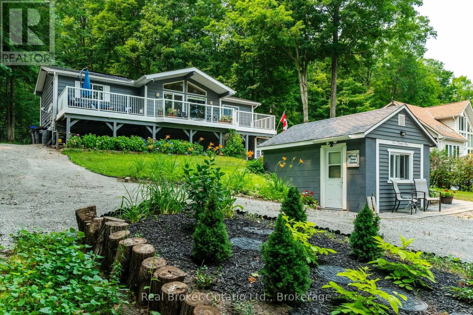120 FARLAIN LAKE ROAD W