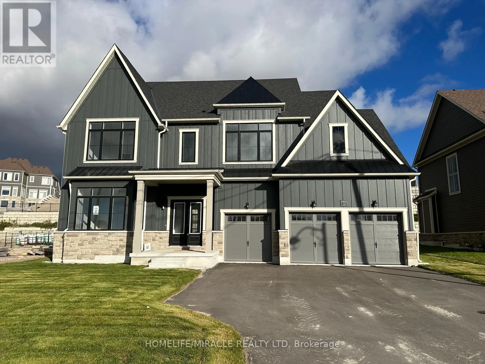 30 PEARSALL PLACE