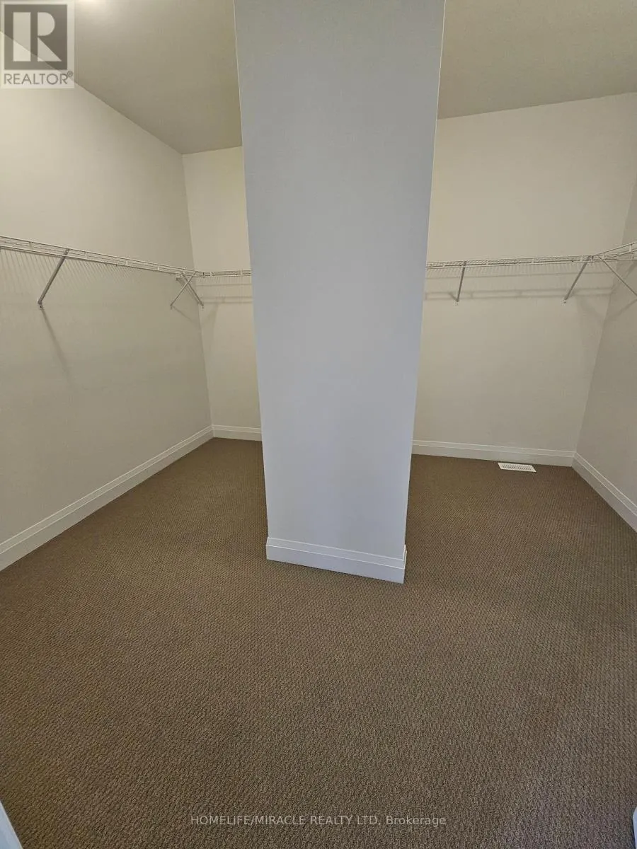 30 PEARSALL PLACE