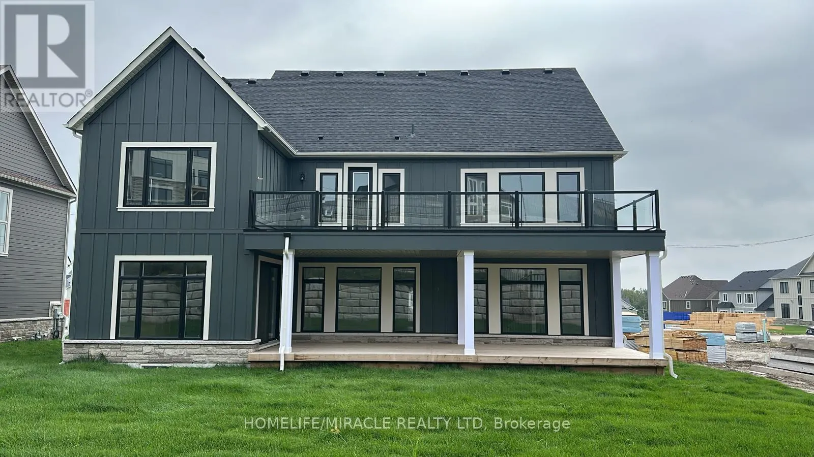 30 PEARSALL PLACE