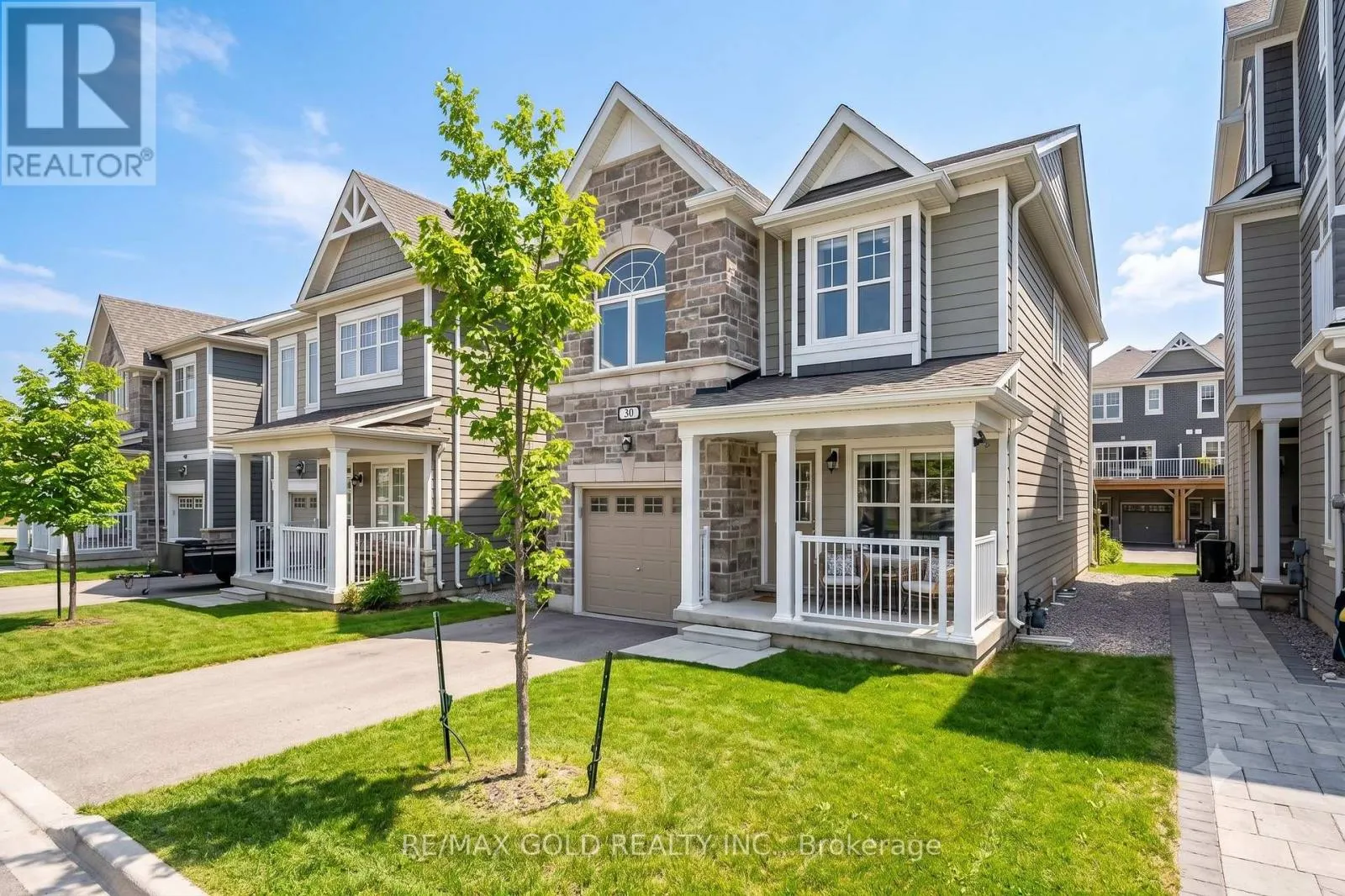 30 HILLS THISTLE DRIVE
