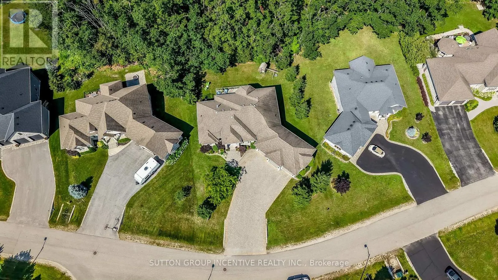 18 LLOYD COOK DRIVE W