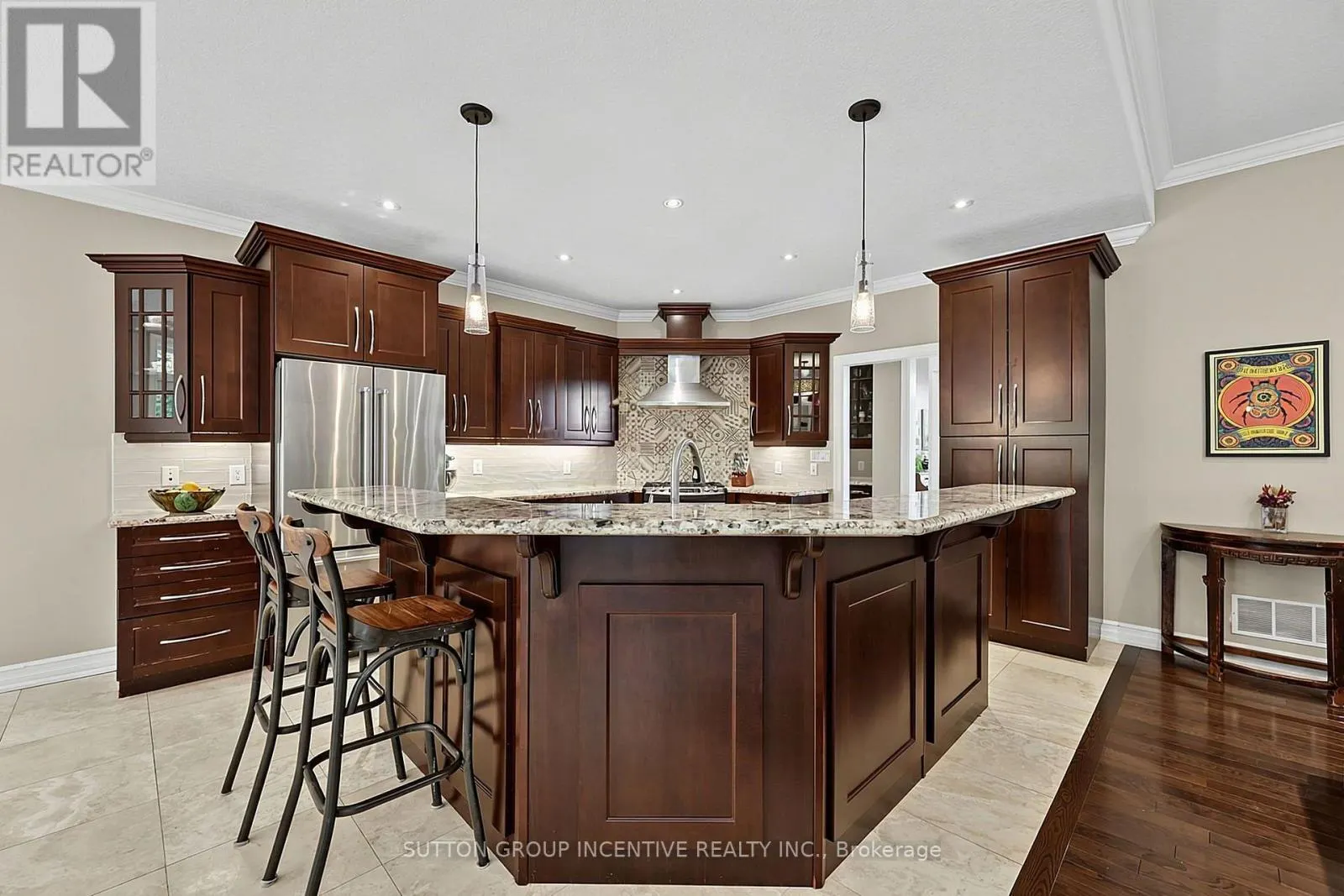 18 LLOYD COOK DRIVE W
