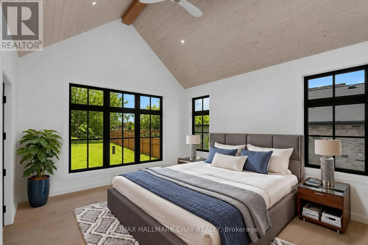 25 HEATHERWOOD DRIVE