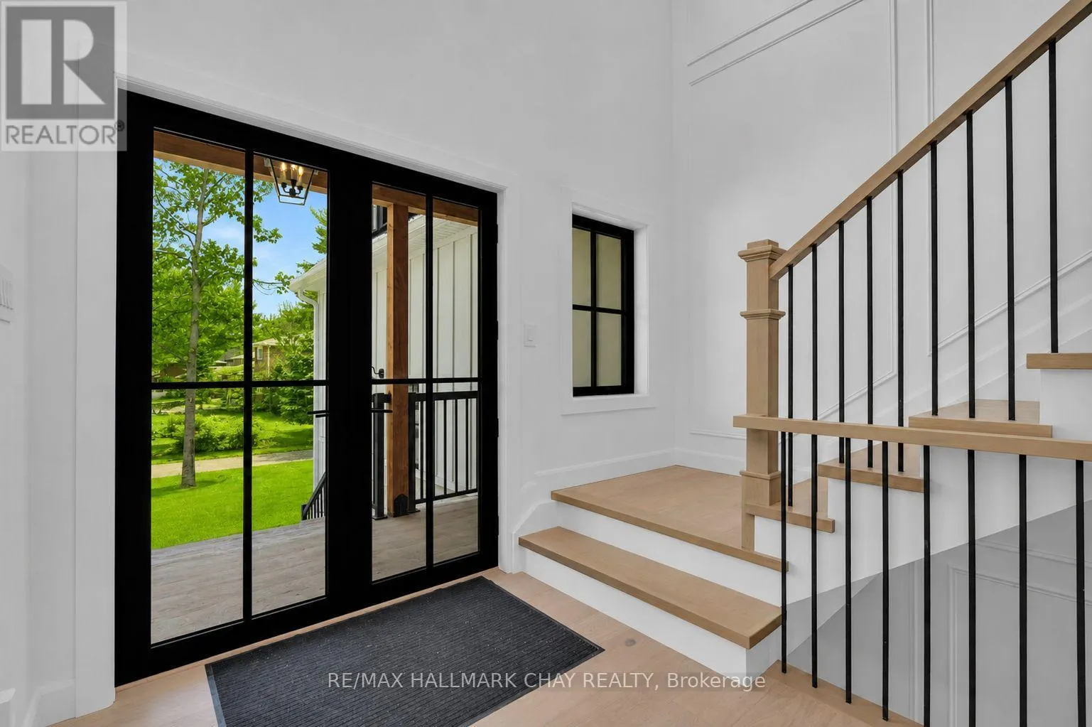 25 HEATHERWOOD DRIVE
