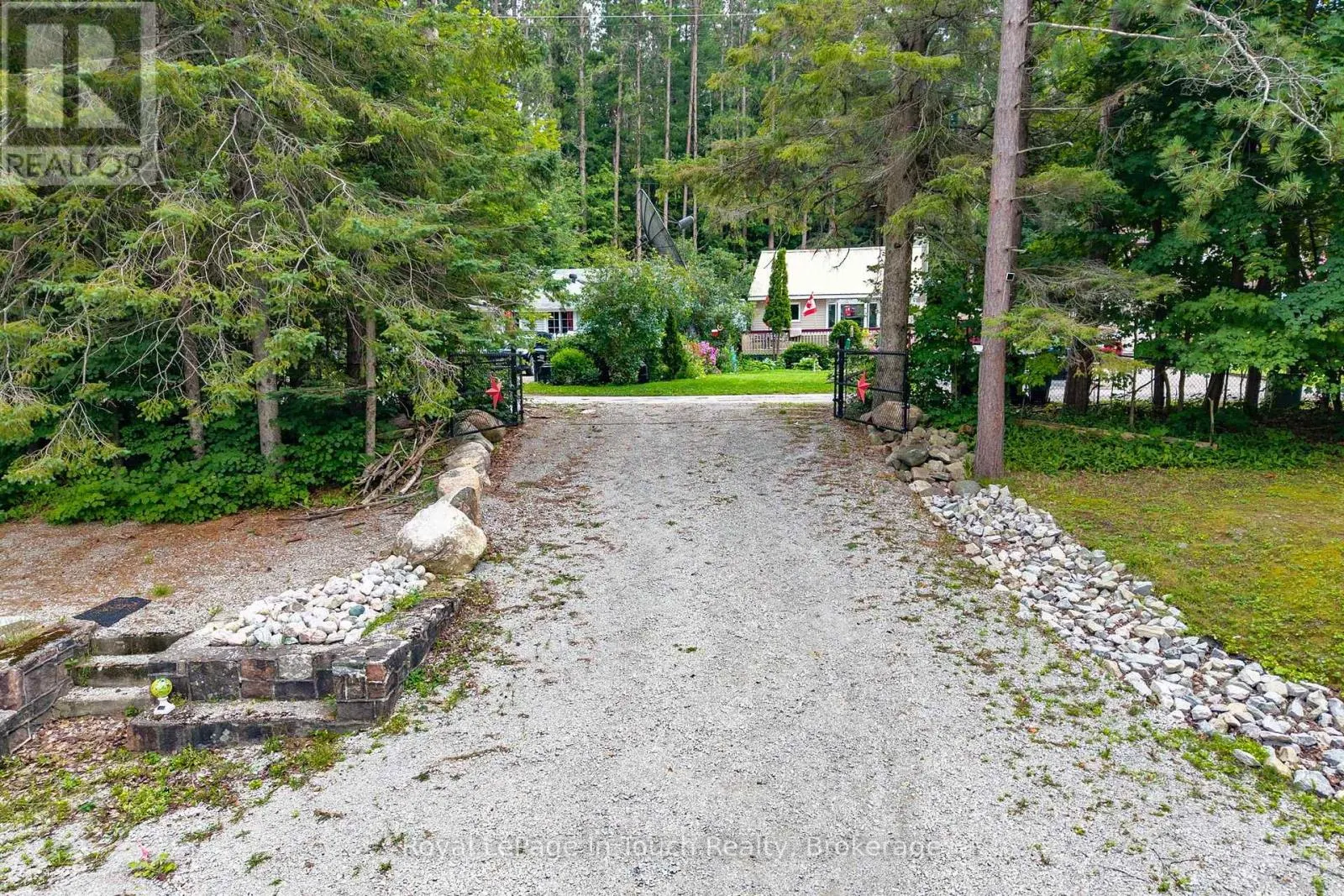 86 ANDREW DRIVE