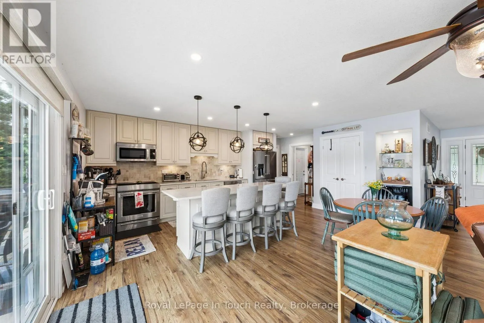 86 ANDREW DRIVE