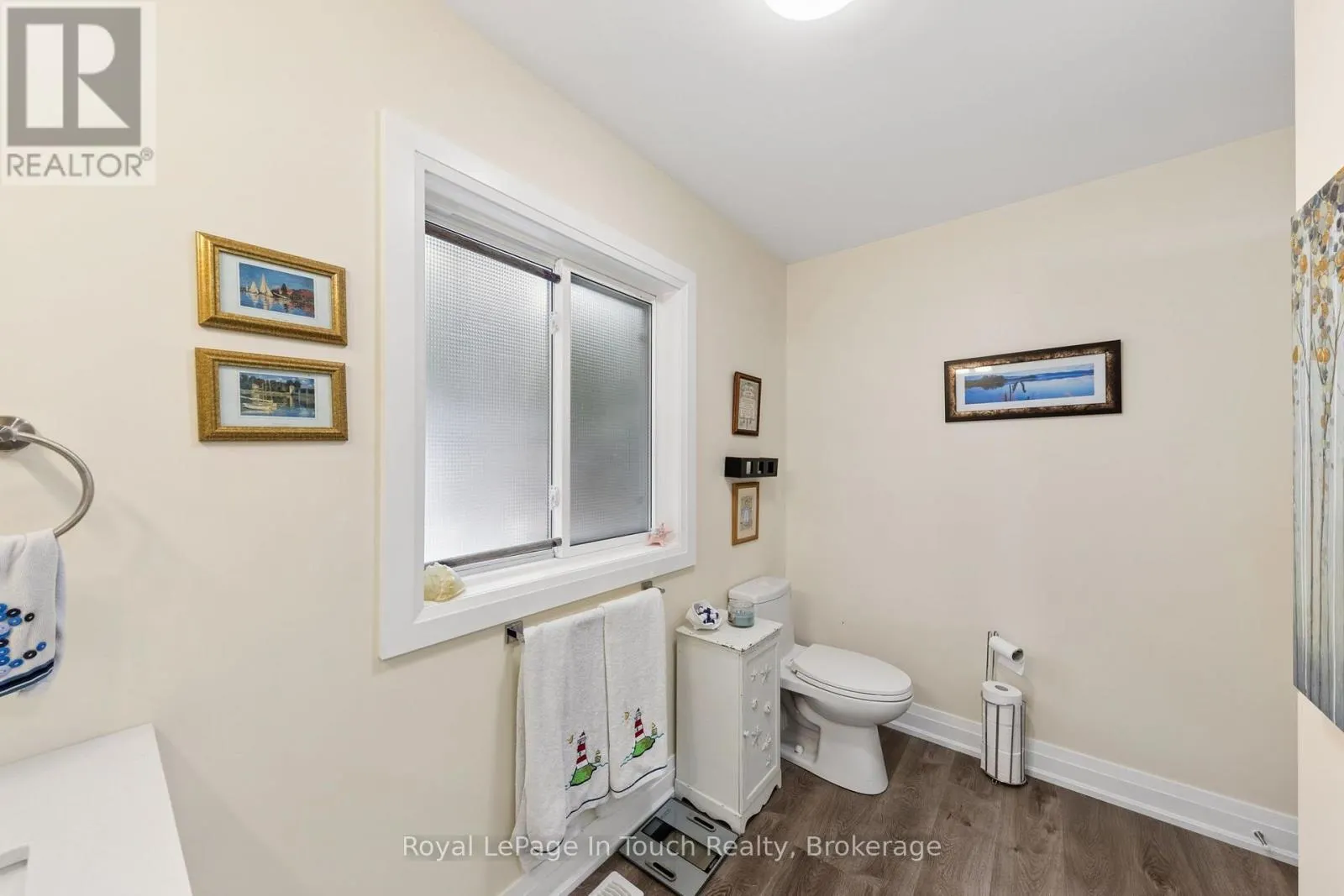 86 ANDREW DRIVE