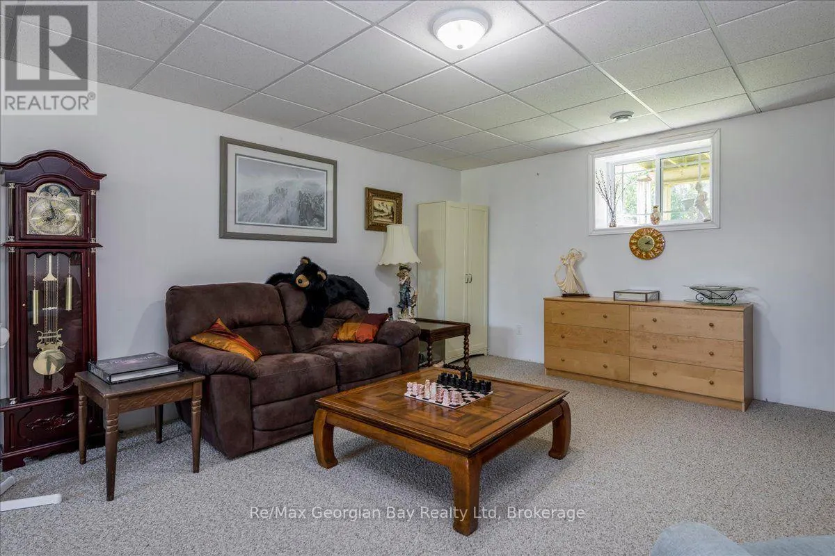 110 MASKINONGE ROAD