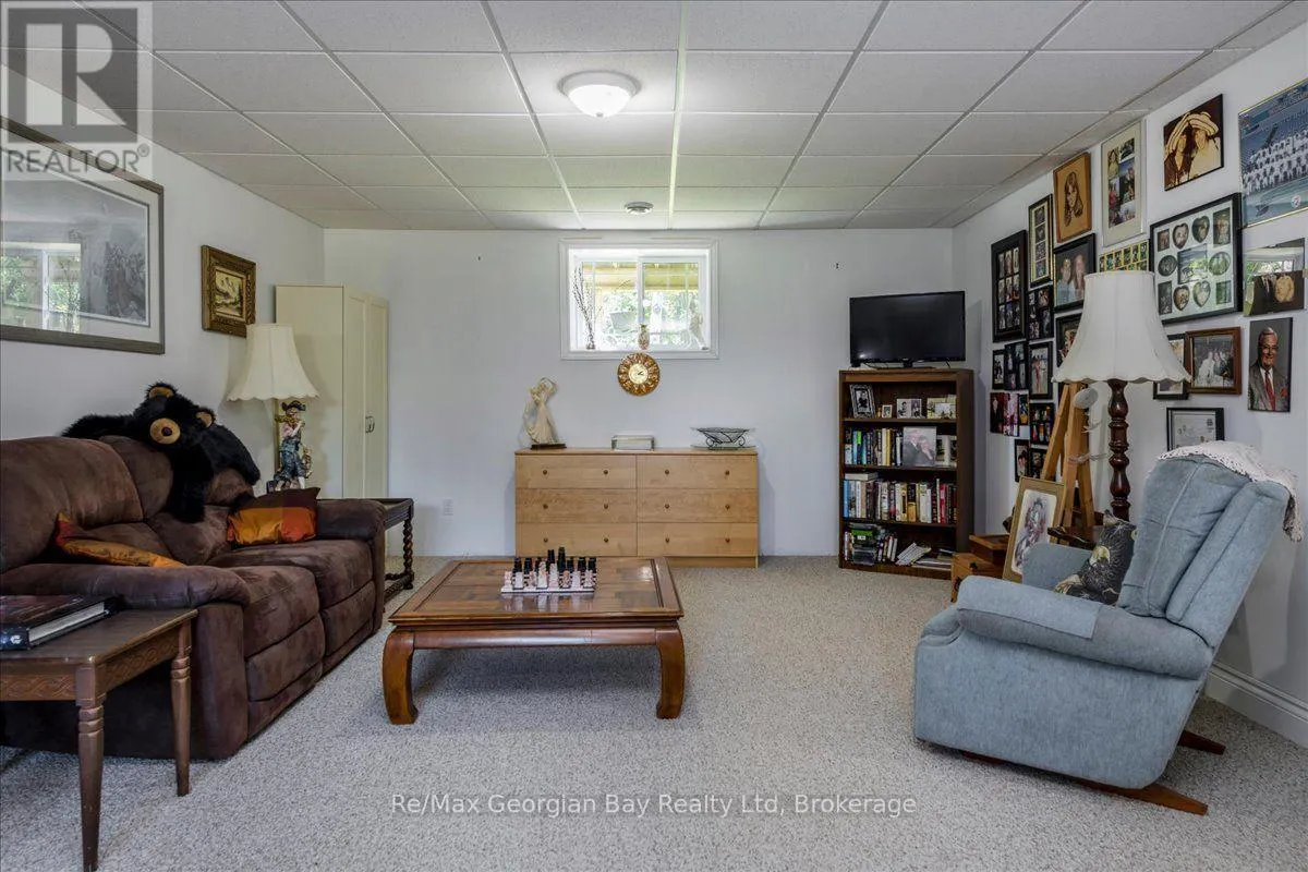 110 MASKINONGE ROAD