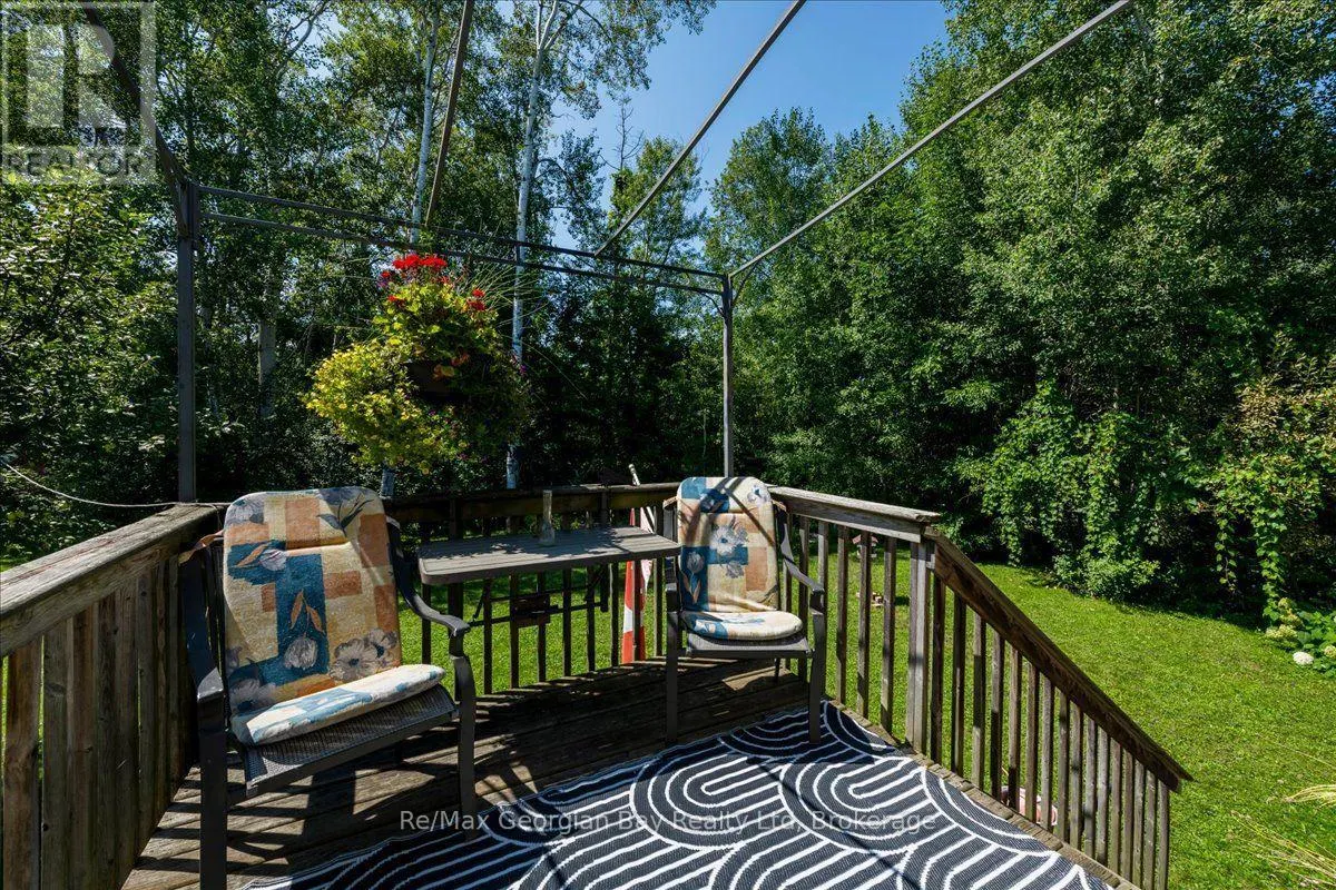 110 MASKINONGE ROAD