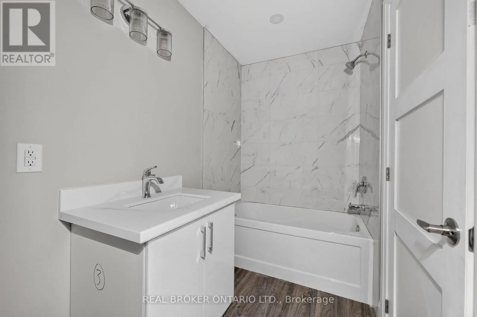 #1 - 436 5TH AVENUE