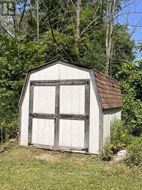 82 MARY STREET