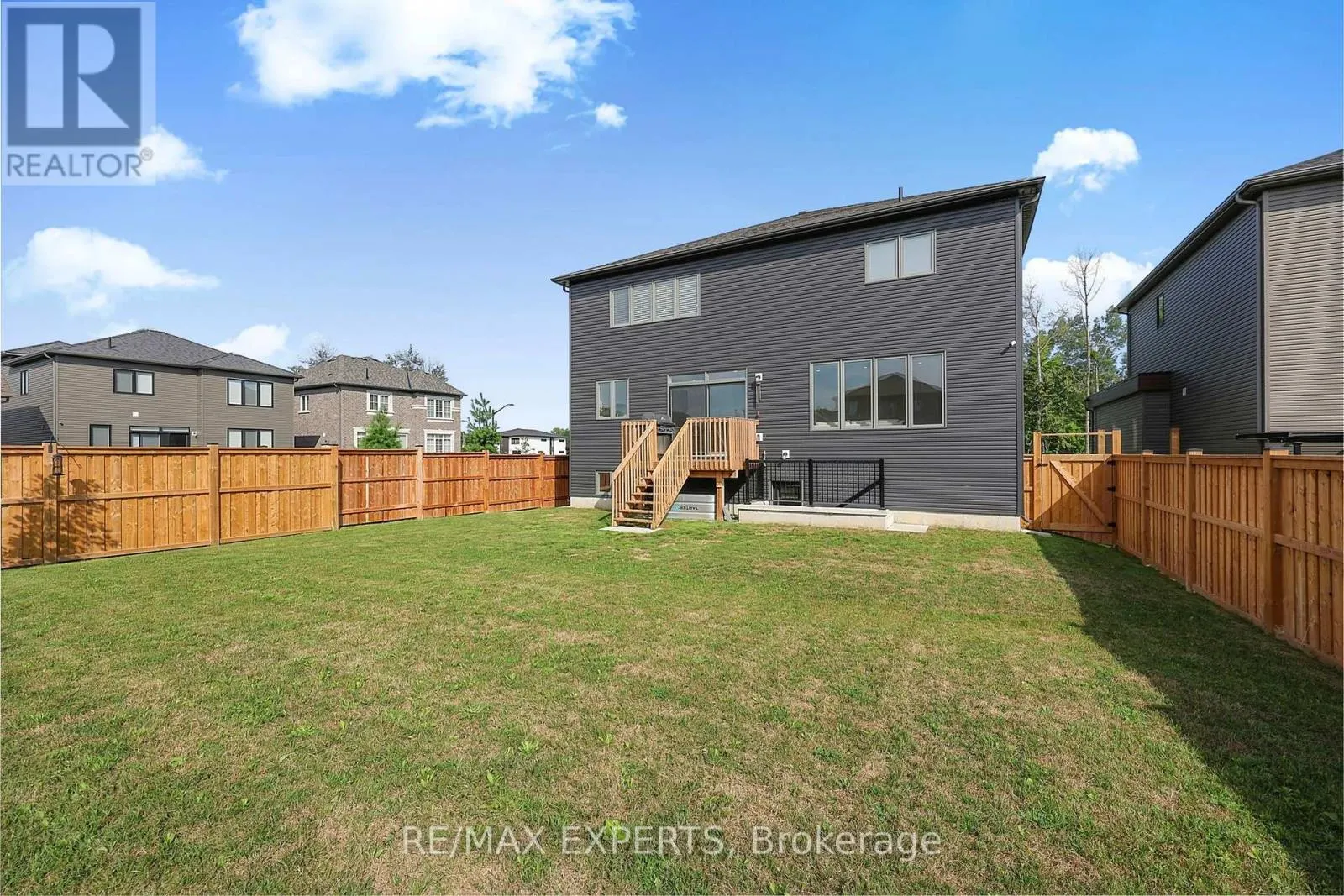 222 MAPLESIDE DRIVE