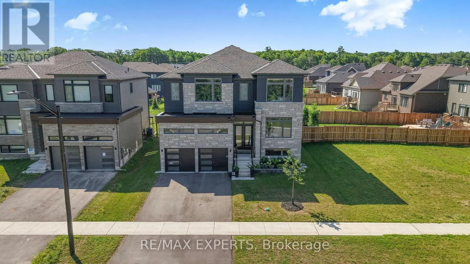 222 MAPLESIDE DRIVE