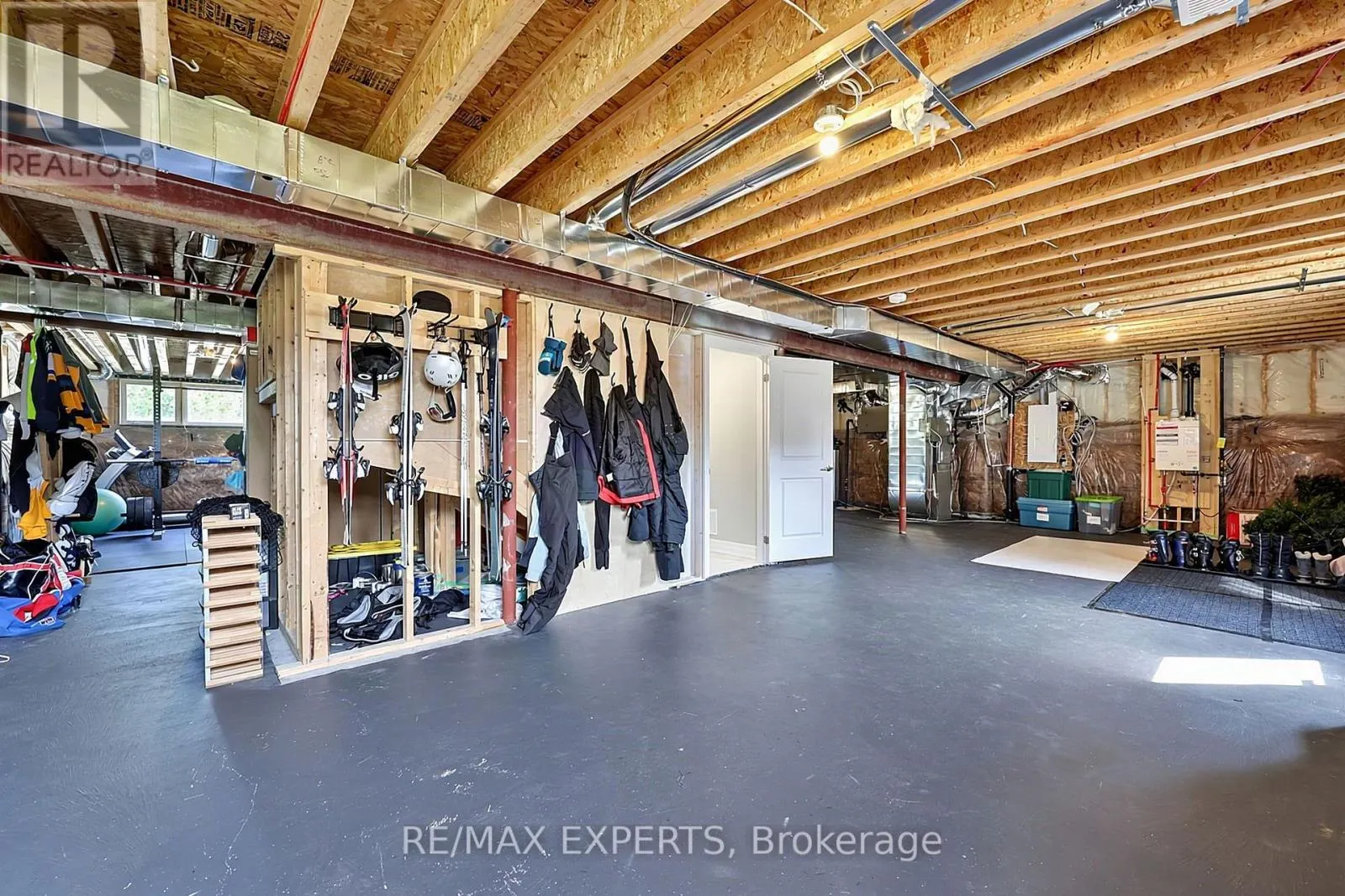 222 MAPLESIDE DRIVE