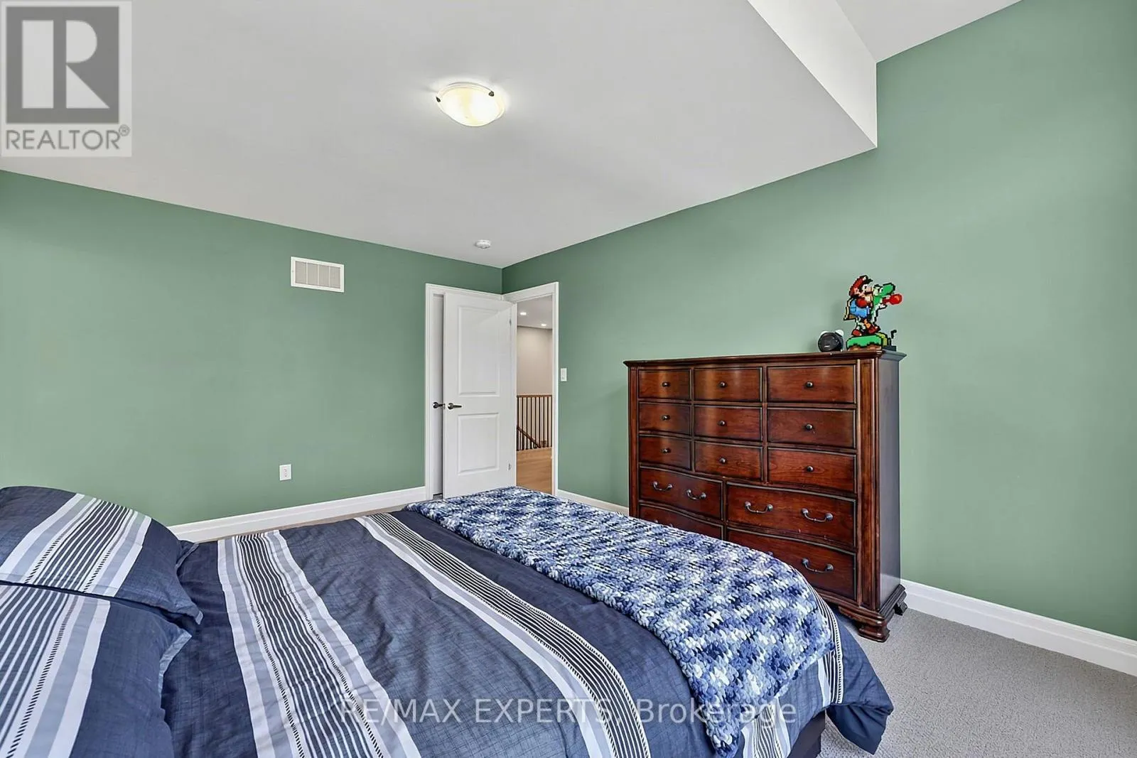 222 MAPLESIDE DRIVE
