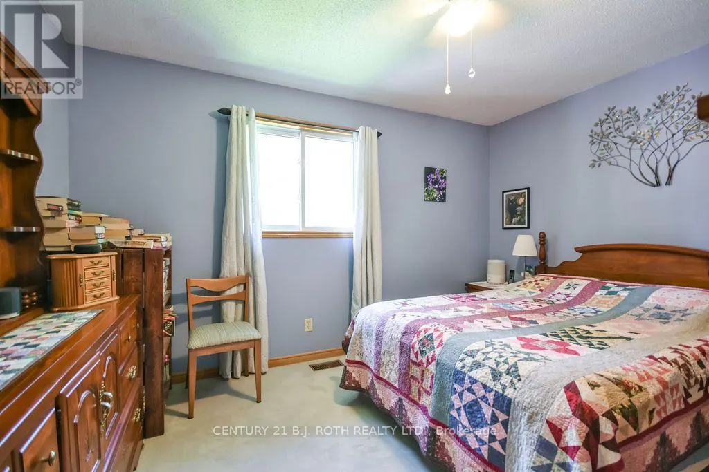 21 KORLEA CRESCENT
