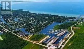 3 - 4 PARADISE BOULEVARD