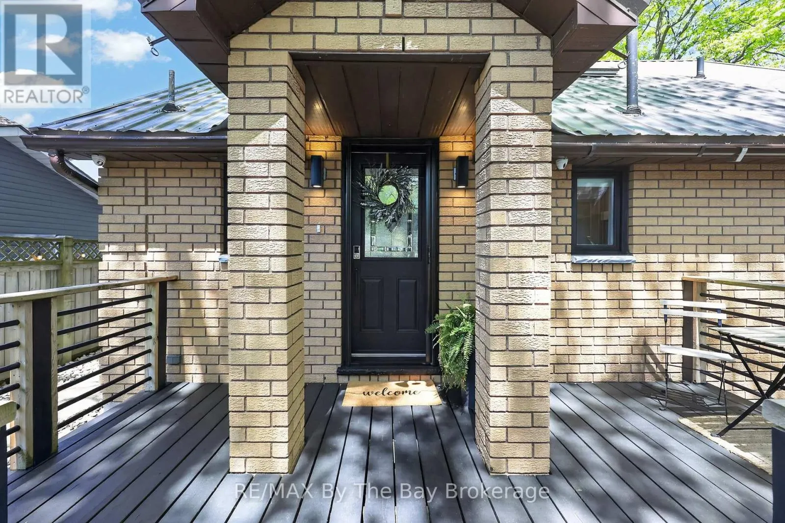 1416 RIVER ROAD W