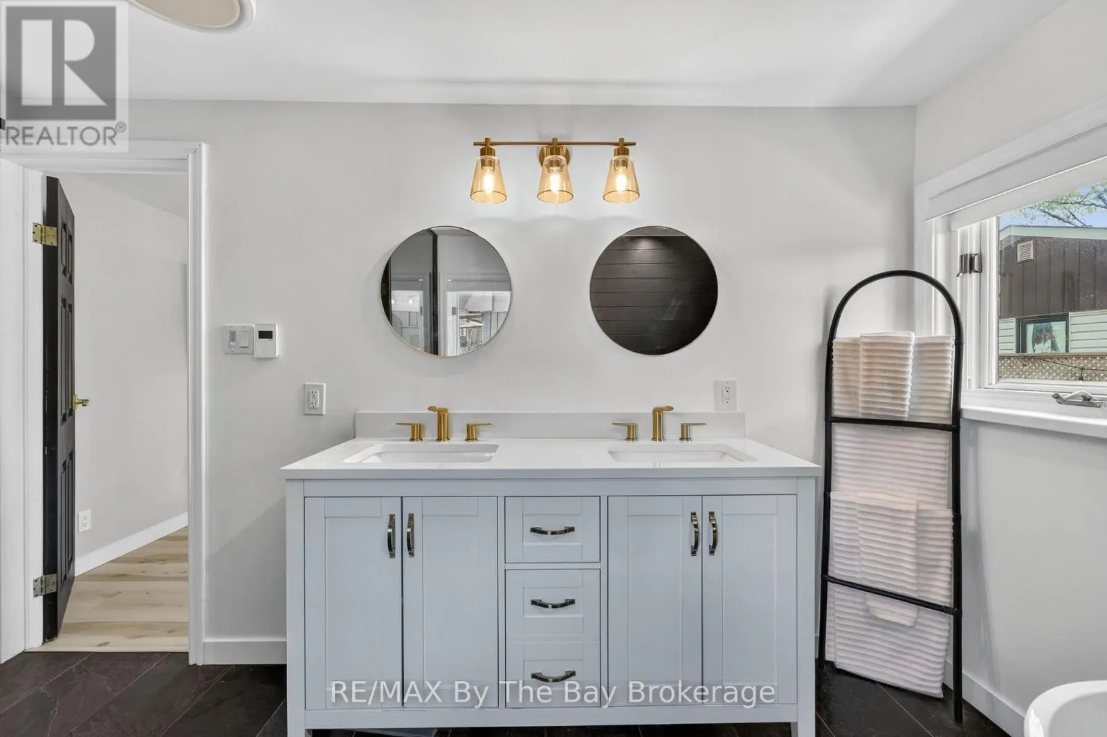 1416 RIVER ROAD W