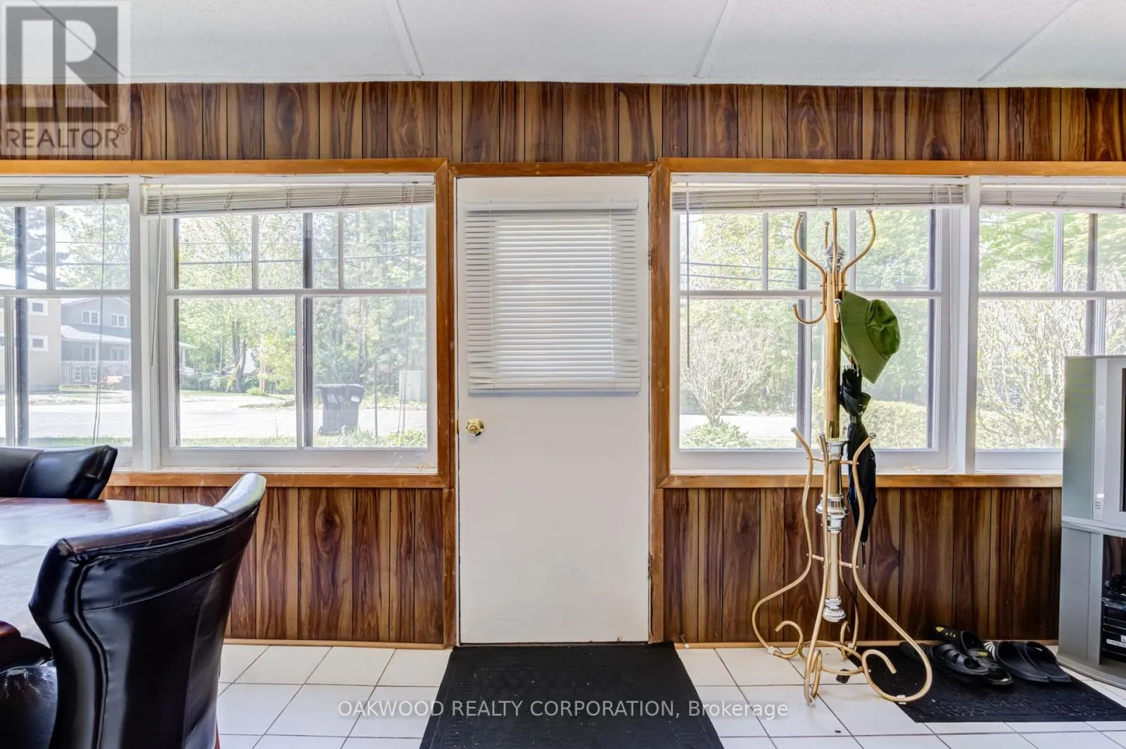 1981 TINY BEACHES ROAD S