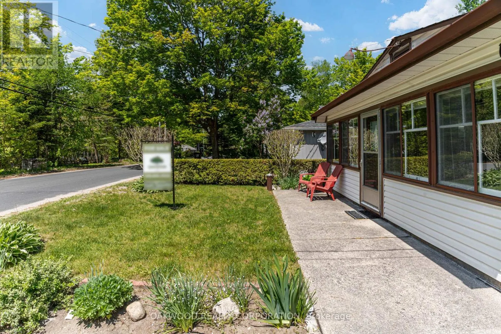 1981 TINY BEACHES ROAD S