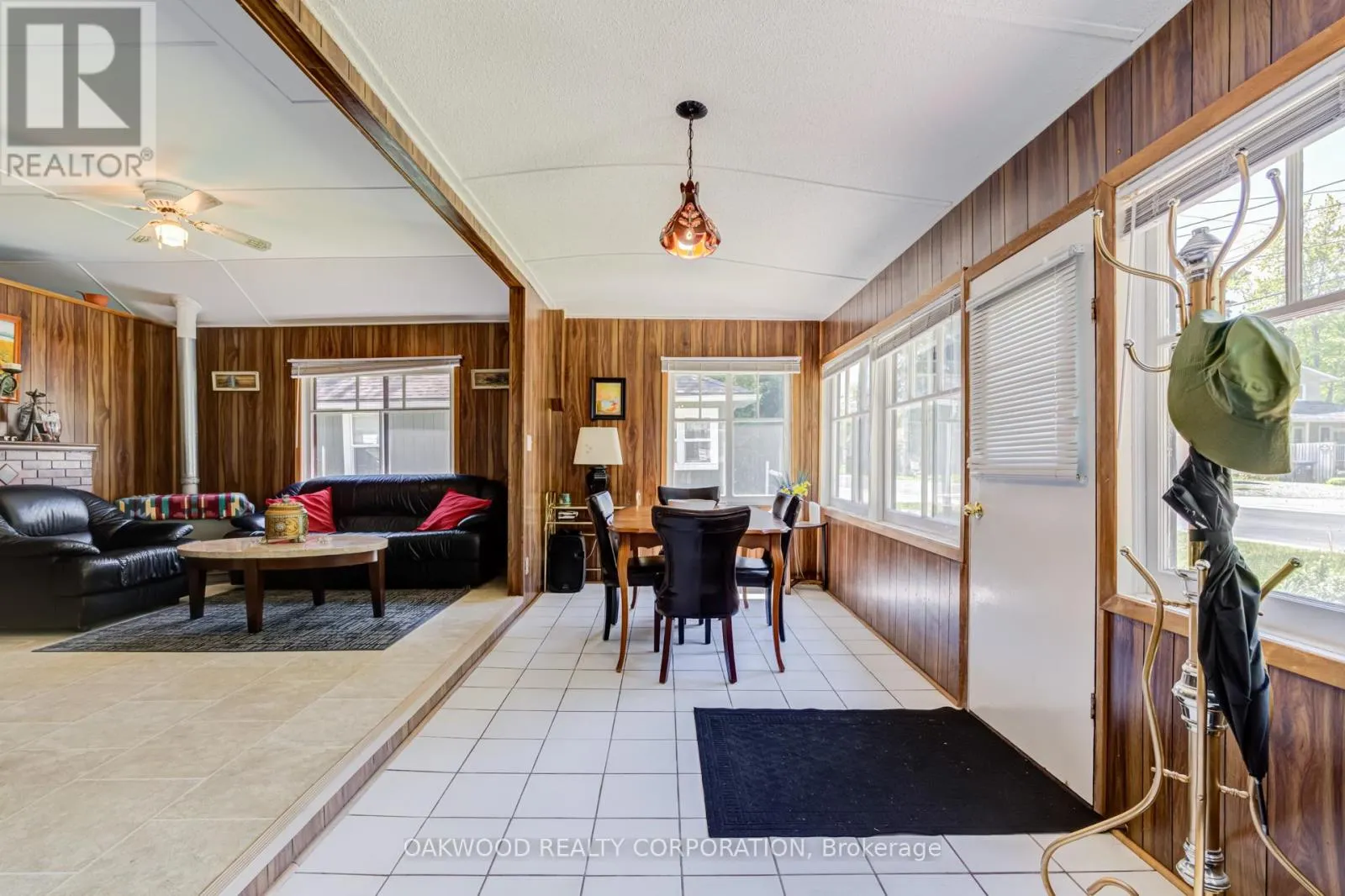 1981 TINY BEACHES ROAD S