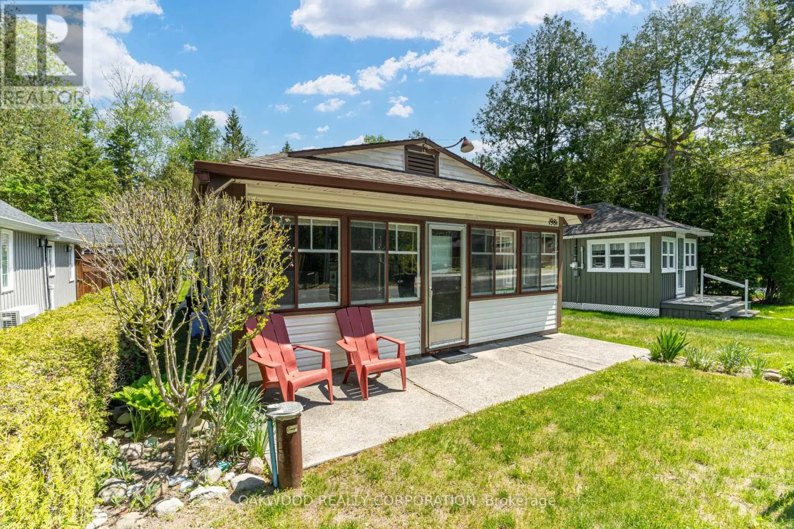 1981 TINY BEACHES ROAD S