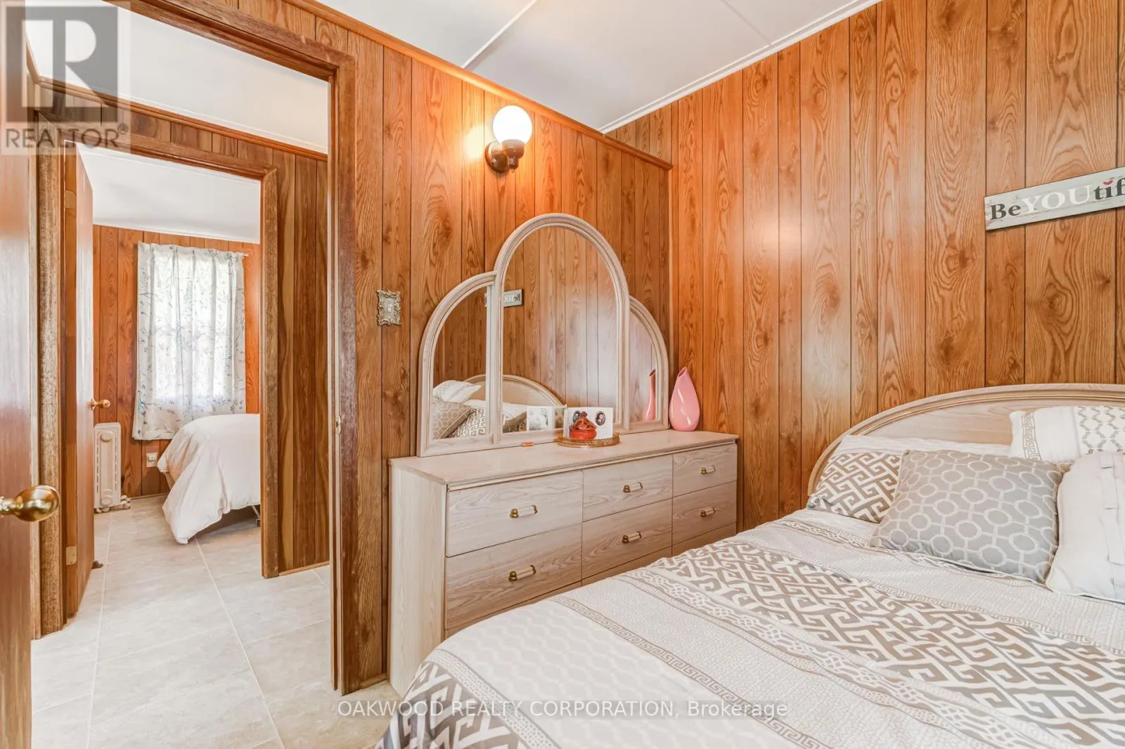 1981 TINY BEACHES ROAD S