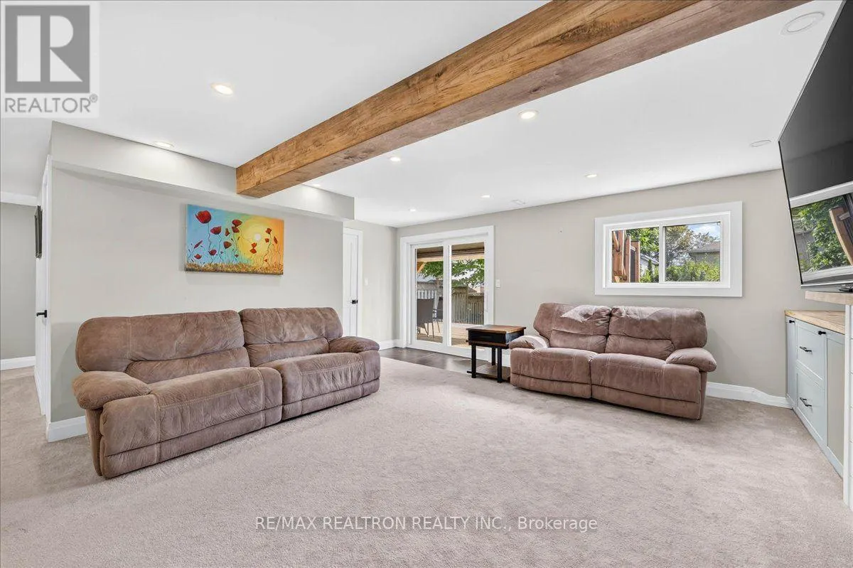 67 VANESSA DRIVE
