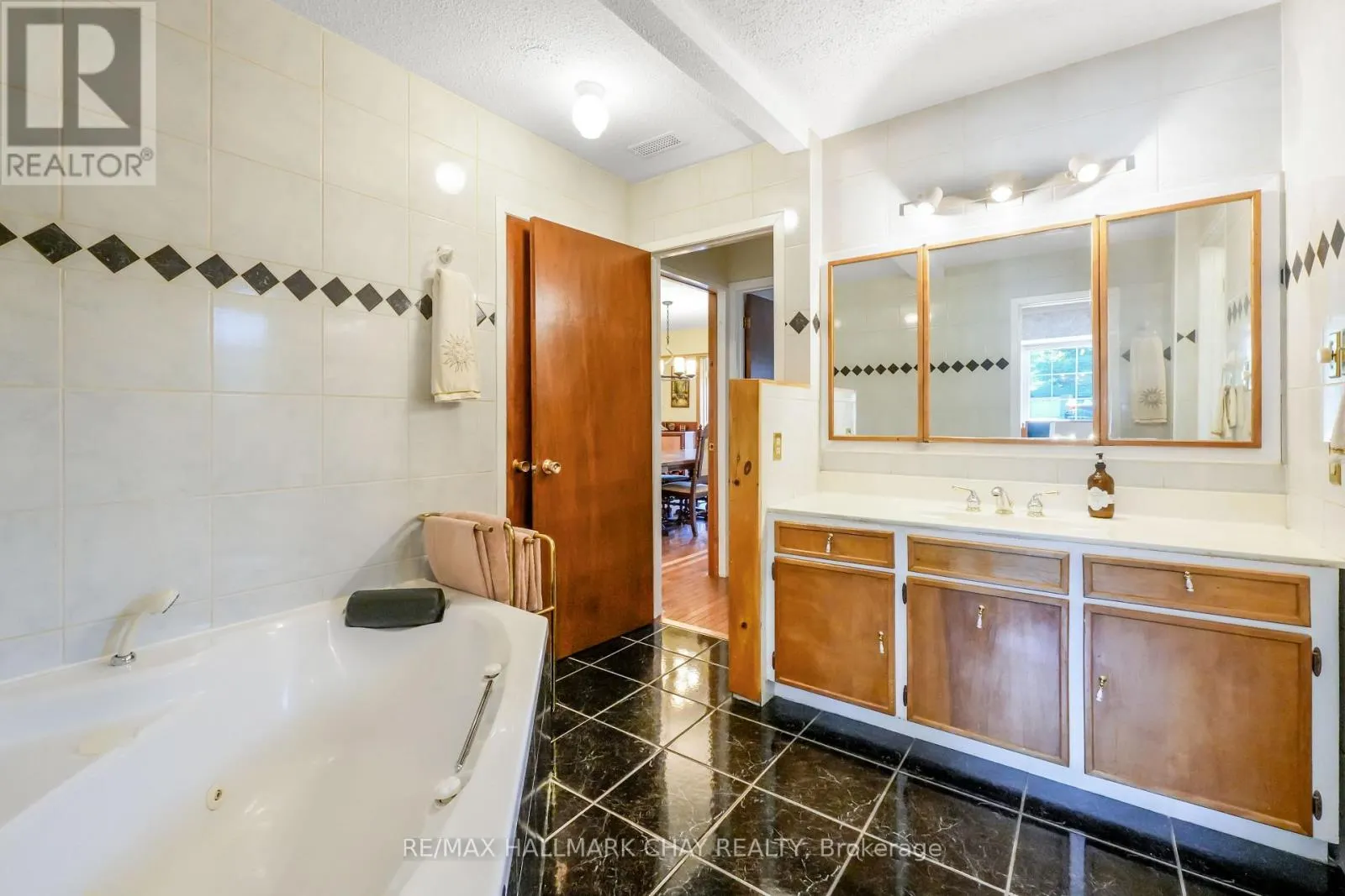 4108 CANAL ROAD
