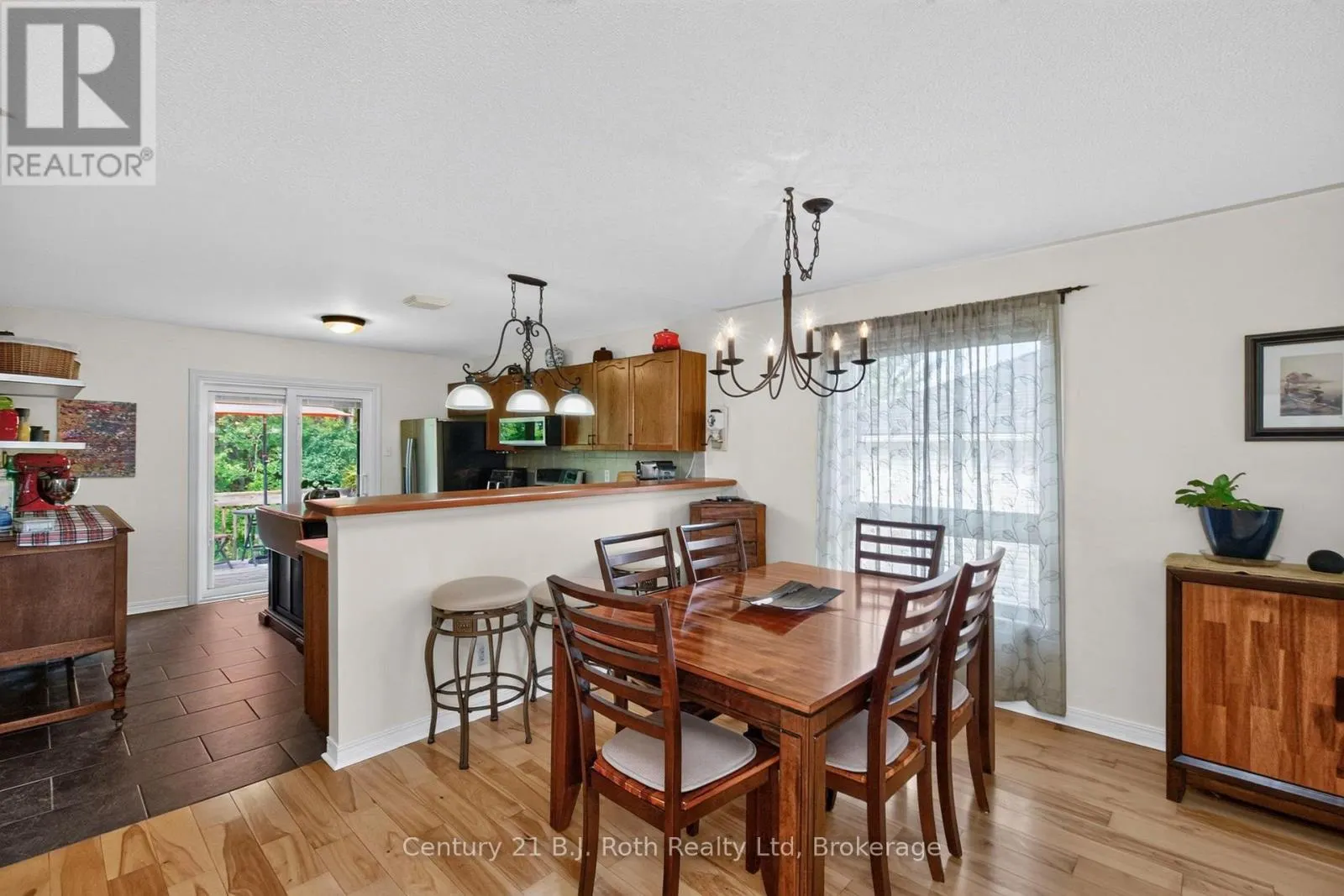 7 GEORGIAS WALK