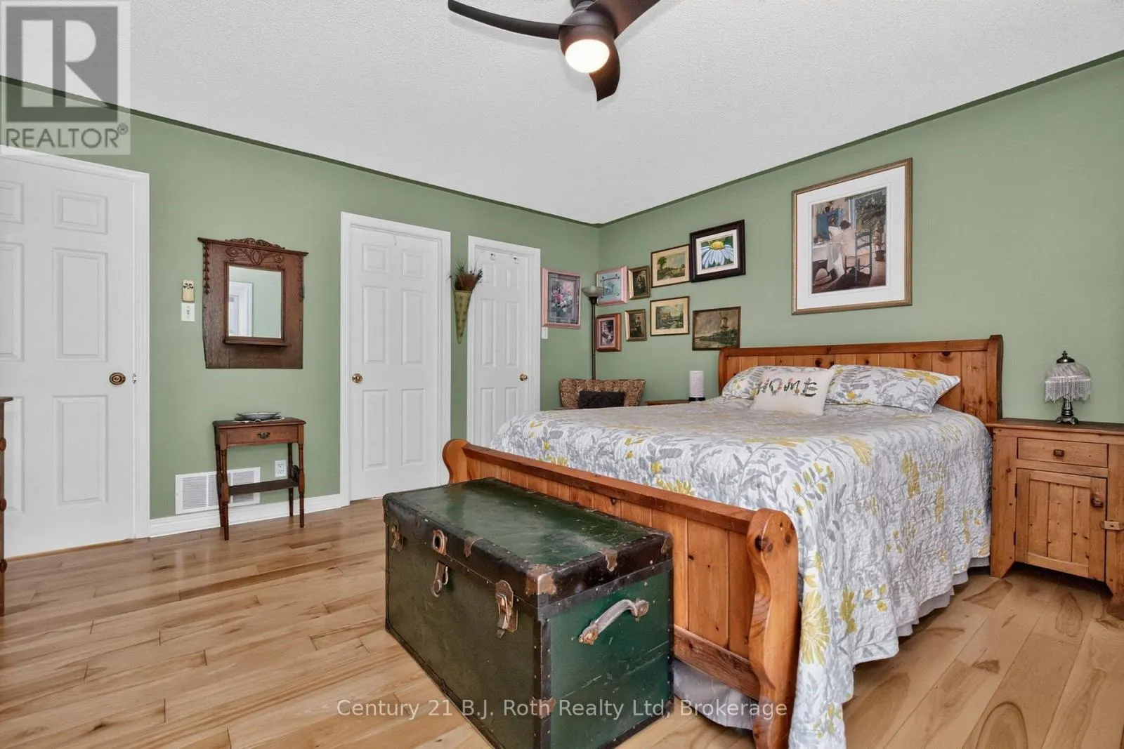 7 GEORGIAS WALK