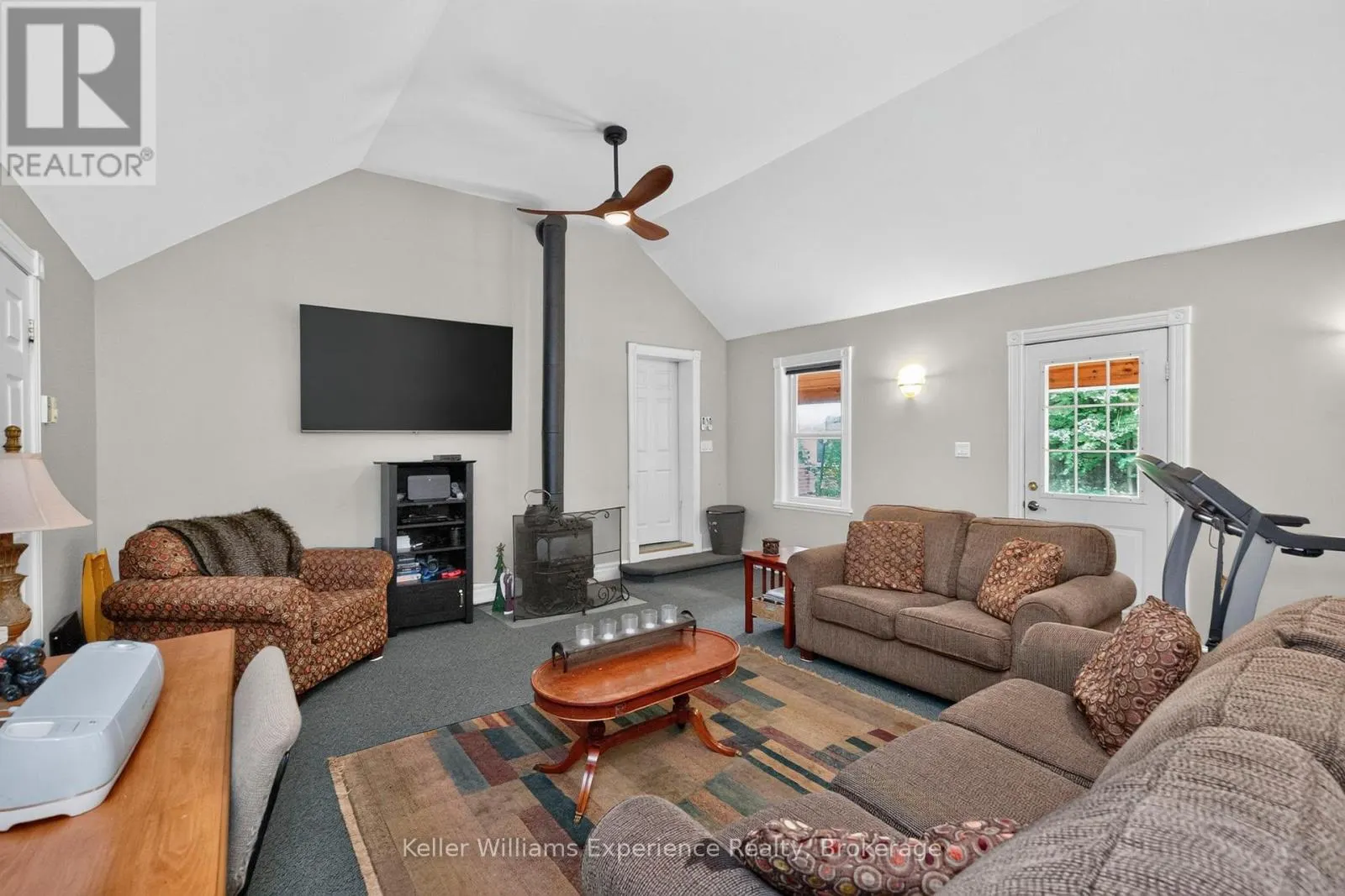 3744 FLOS 4 ROAD W