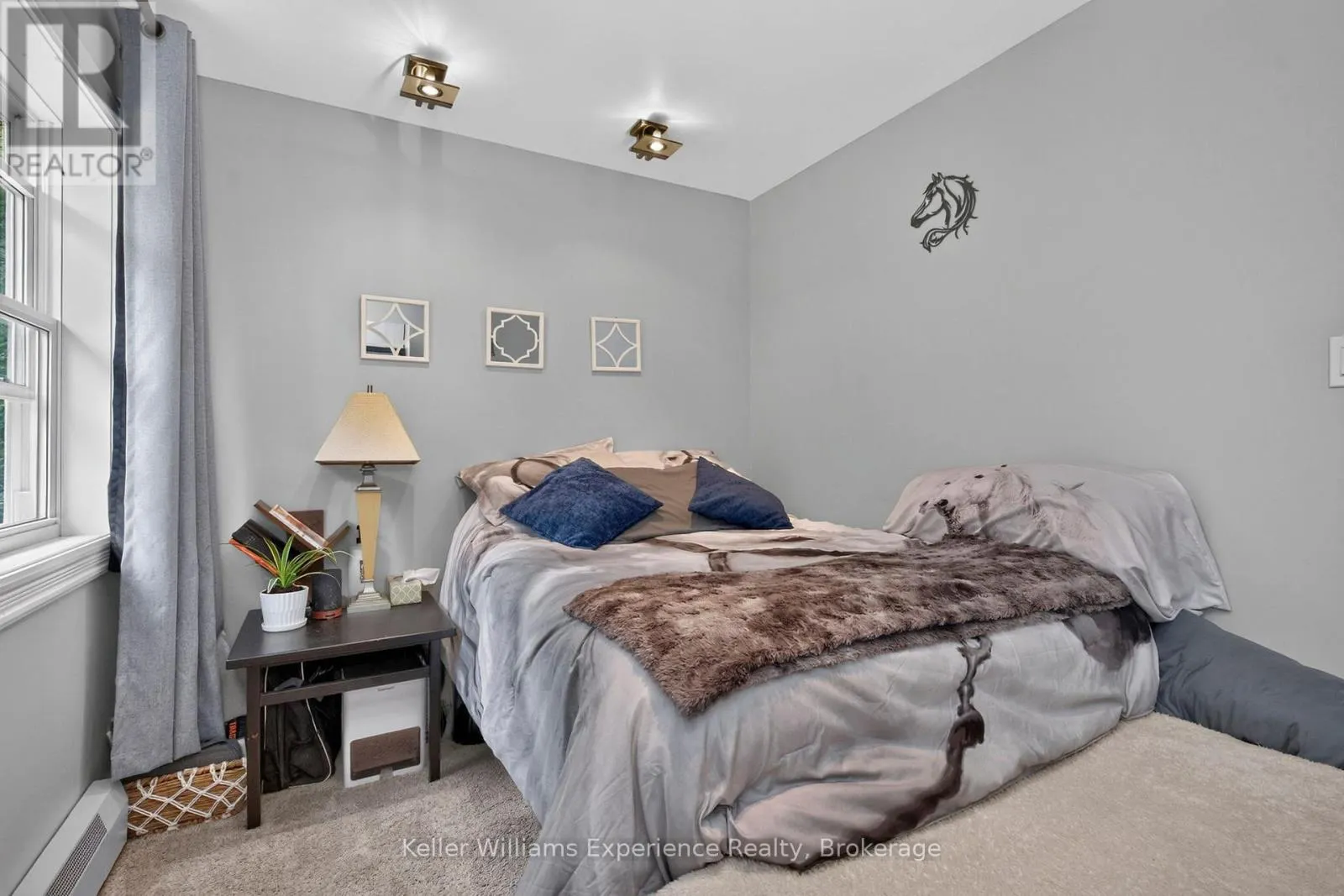 3744 FLOS 4 ROAD W