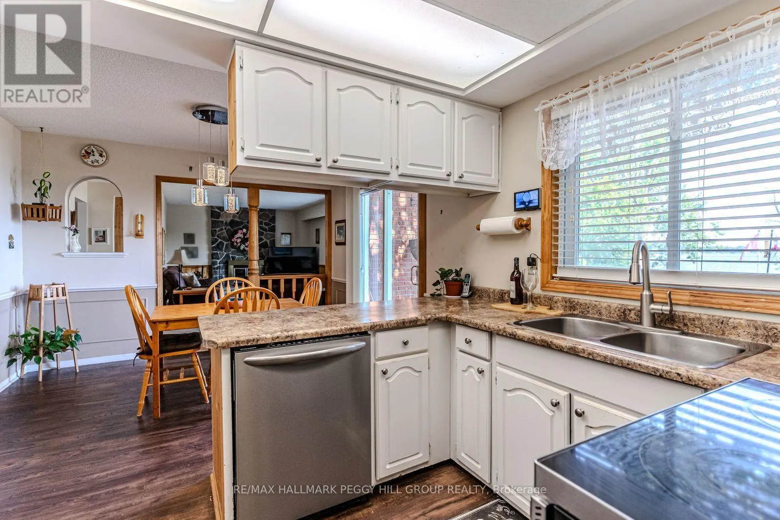 39 GRANDVIEW CRESCENT