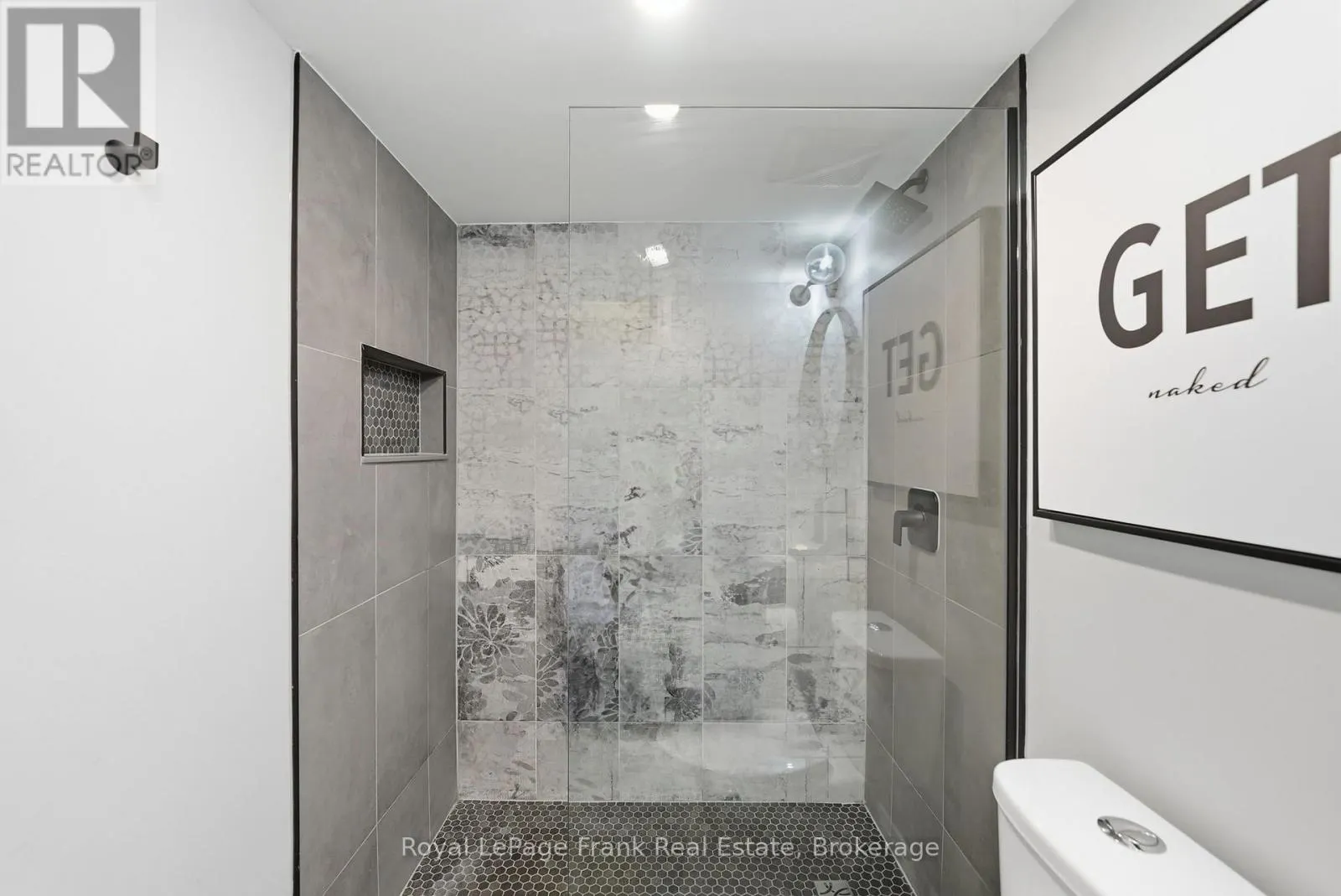 3 - 31 LAGUNA PARKWAY #3