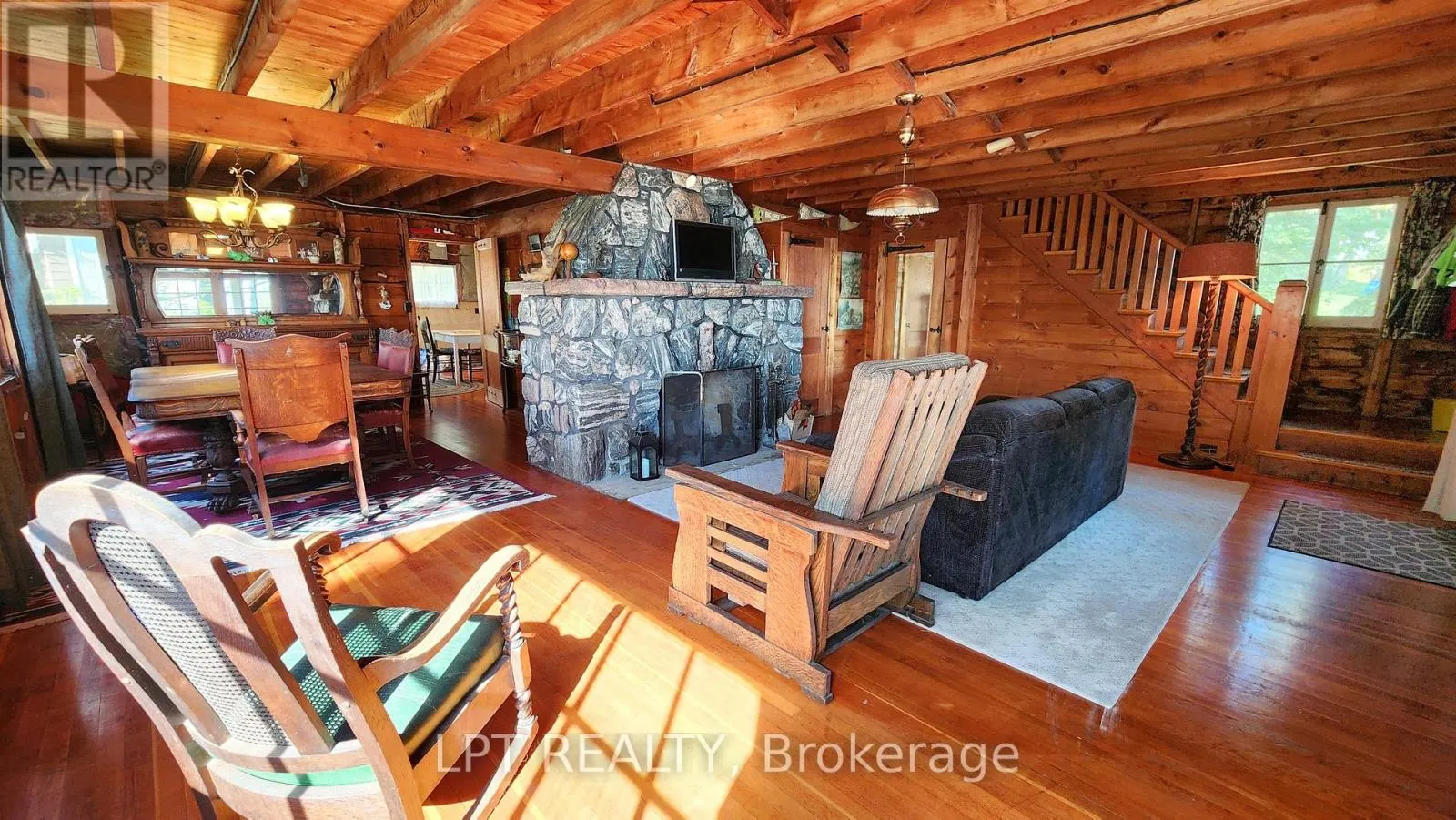 1764 BAY PARK ROAD