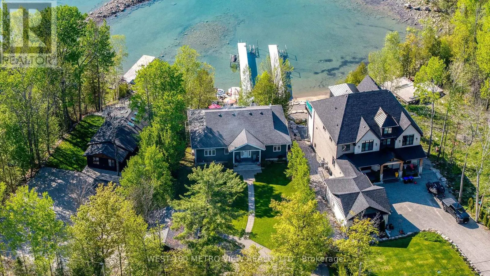 458 SILVER BIRCH DRIVE