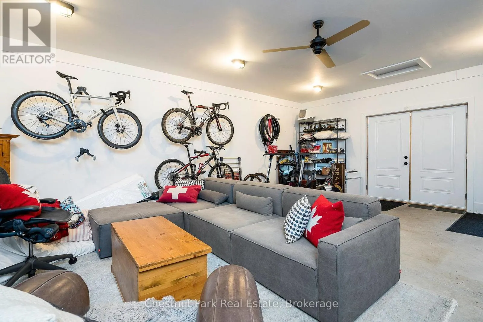 8390 POPLAR SIDE ROAD