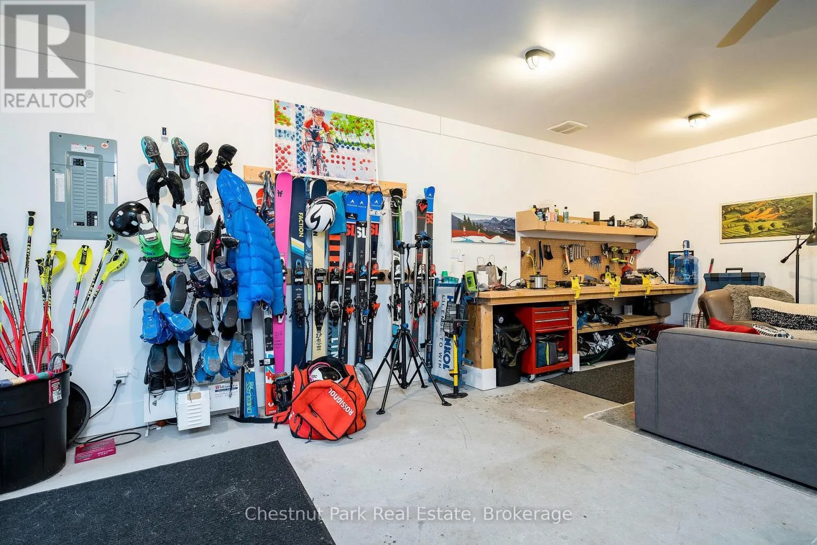 8390 POPLAR SIDE ROAD