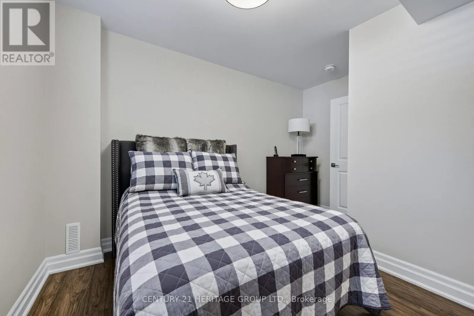 13 BYERS STREET
