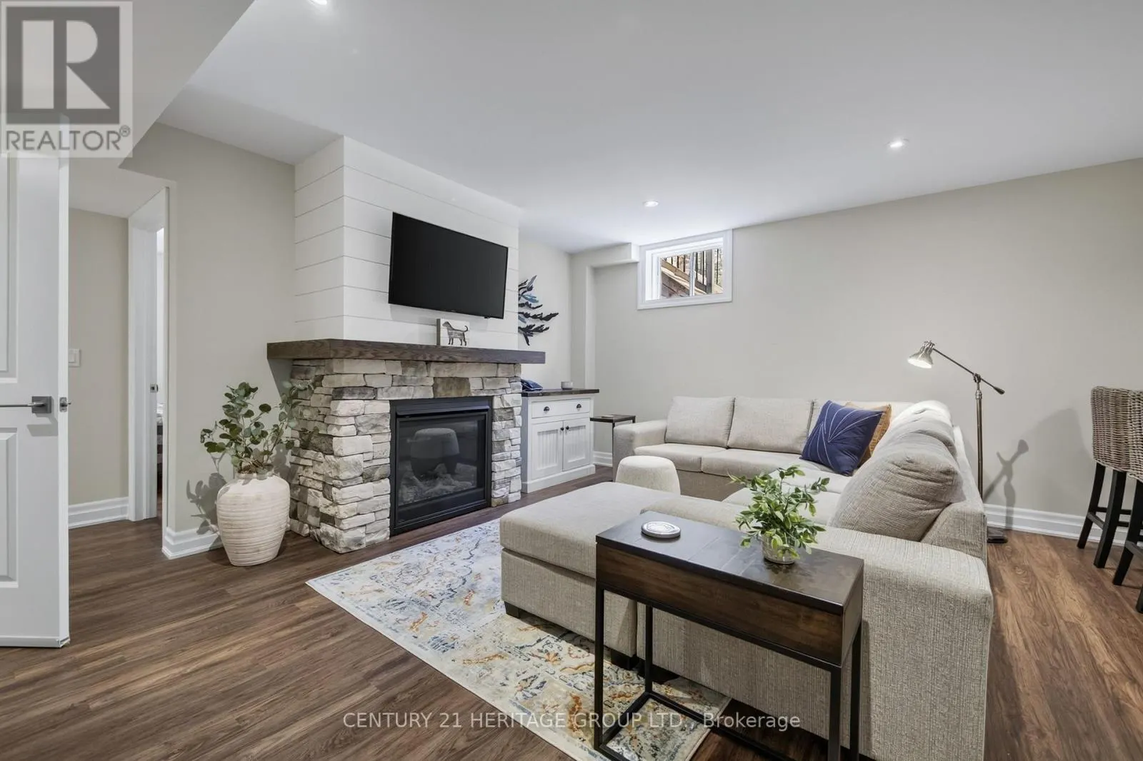 13 BYERS STREET
