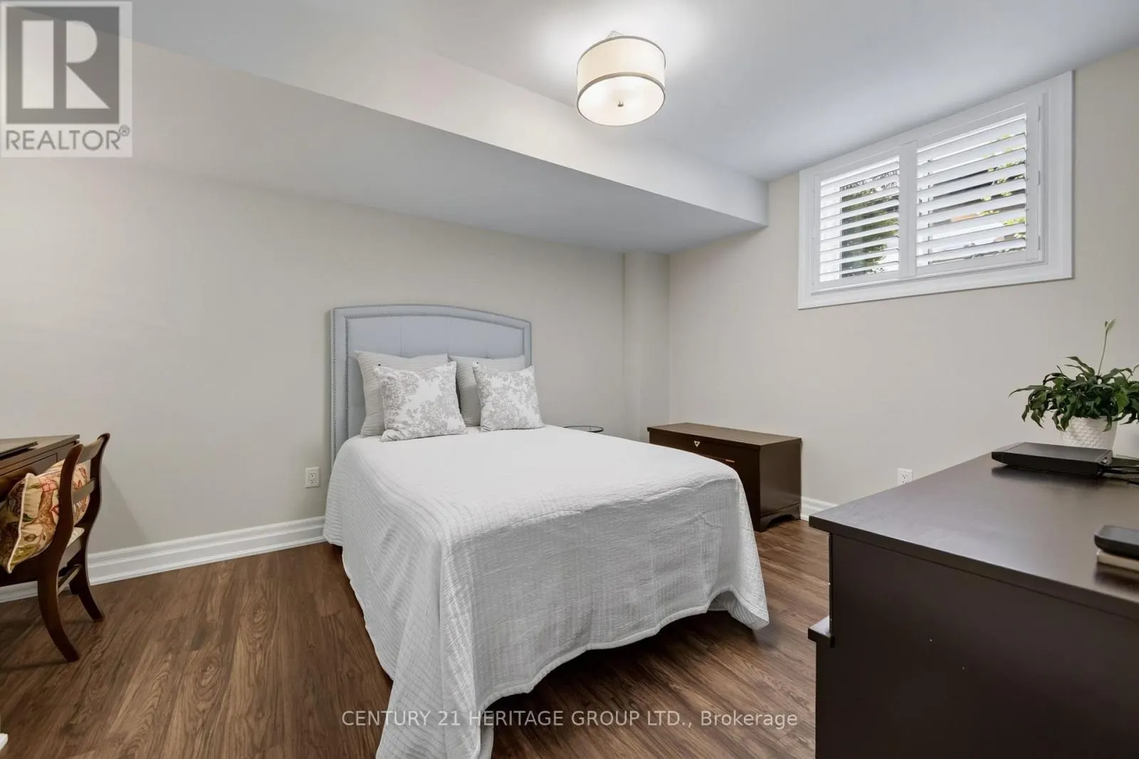 13 BYERS STREET