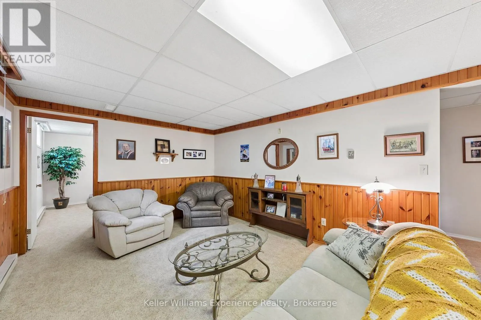 6 BONAVENTURE PLACE