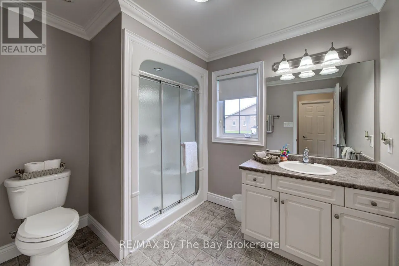 15 MEADOW LANE