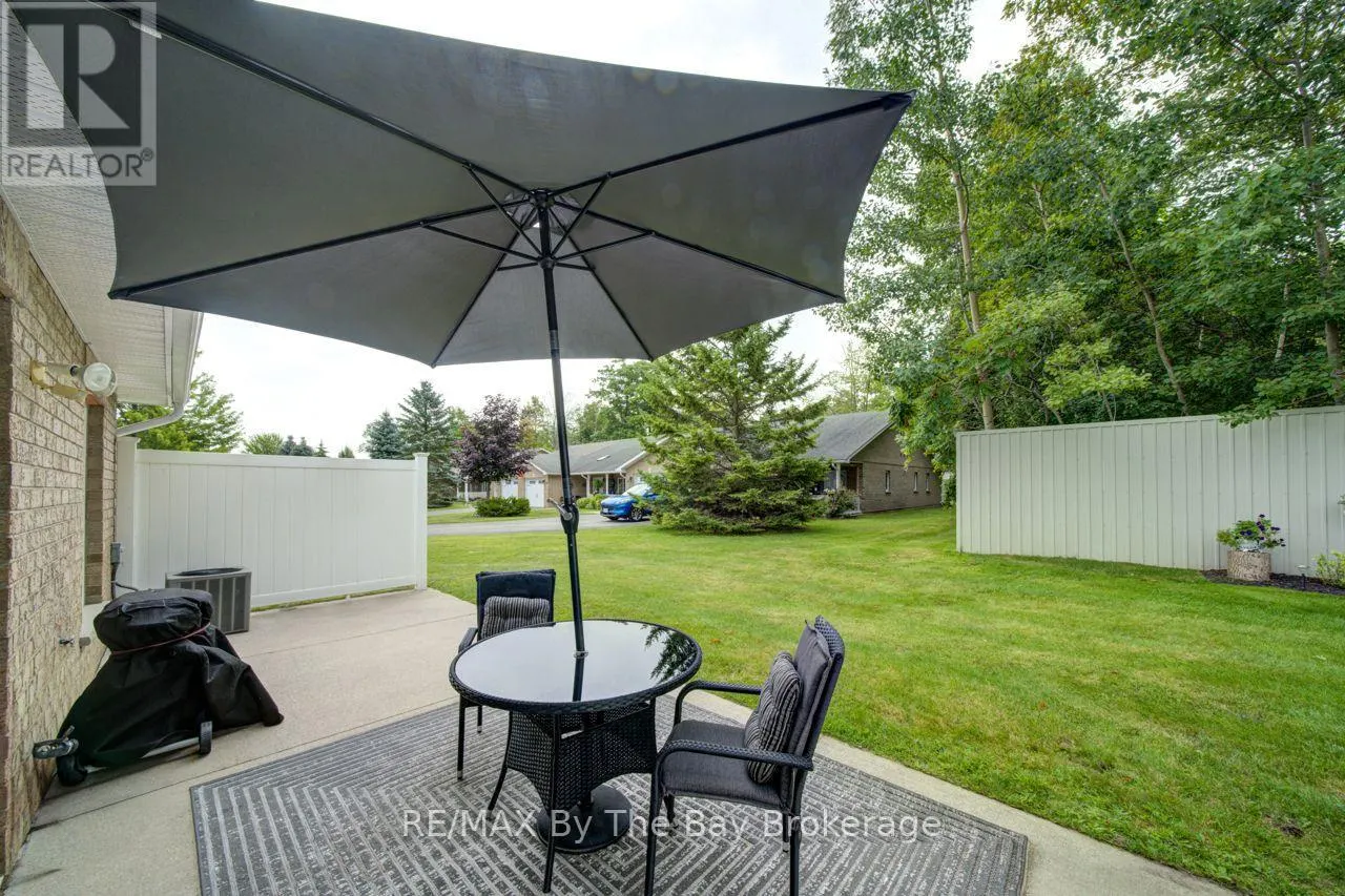 15 MEADOW LANE