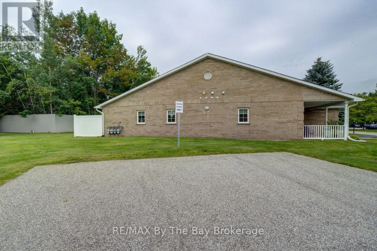 15 MEADOW LANE